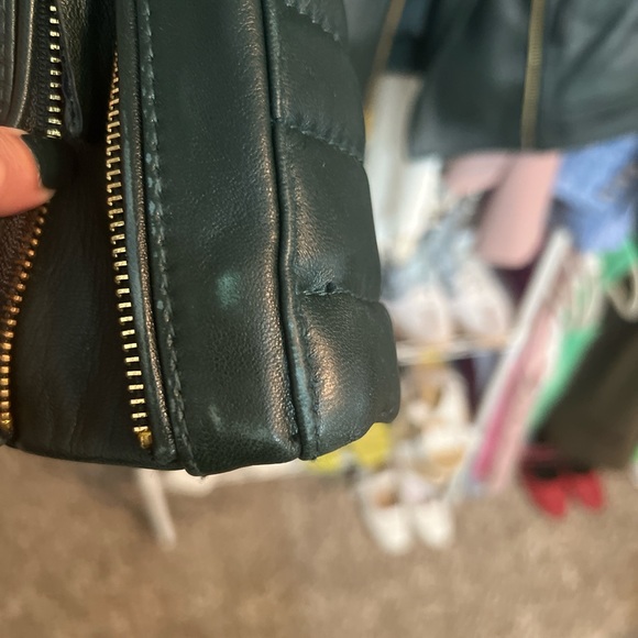 Vince Green Leather Jacket with Asymmetrical Zipper and Quilted Shoulders - Picture 4 of 5